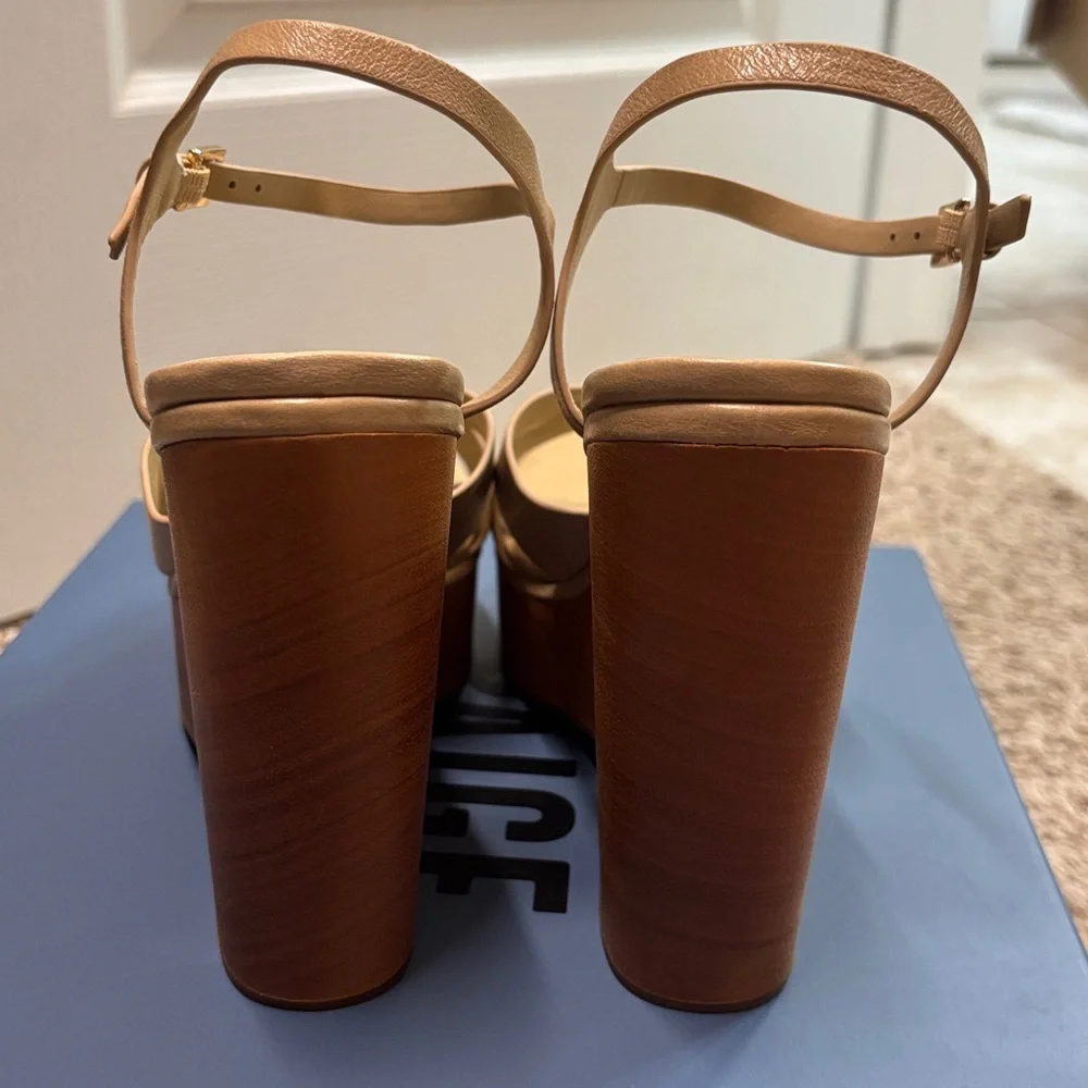 Paige Harlow Wedge